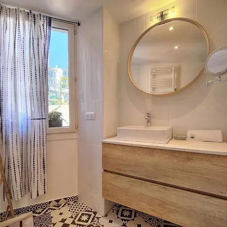 Apartment Immogroom - Sea View - 3 Min From - Ac